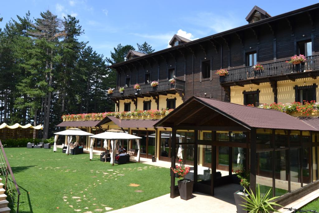 Parco Dei Pini - Sila Wellness Hotel تافيرنا المظهر الخارجي الصورة