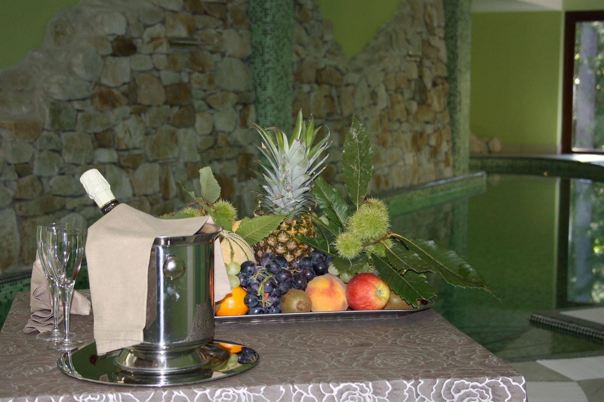 Parco Dei Pini - Sila Wellness Hotel تافيرنا المظهر الخارجي الصورة